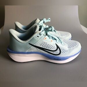 Nike Women’s Quest 6 Running Shoes Size: US 6.5 EUR 37.5